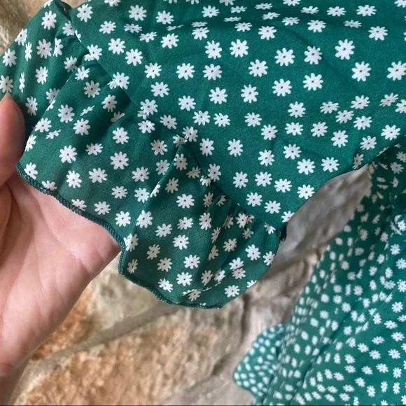 Green Ruffled Tue-Front Sundress - Picture 3 of 6